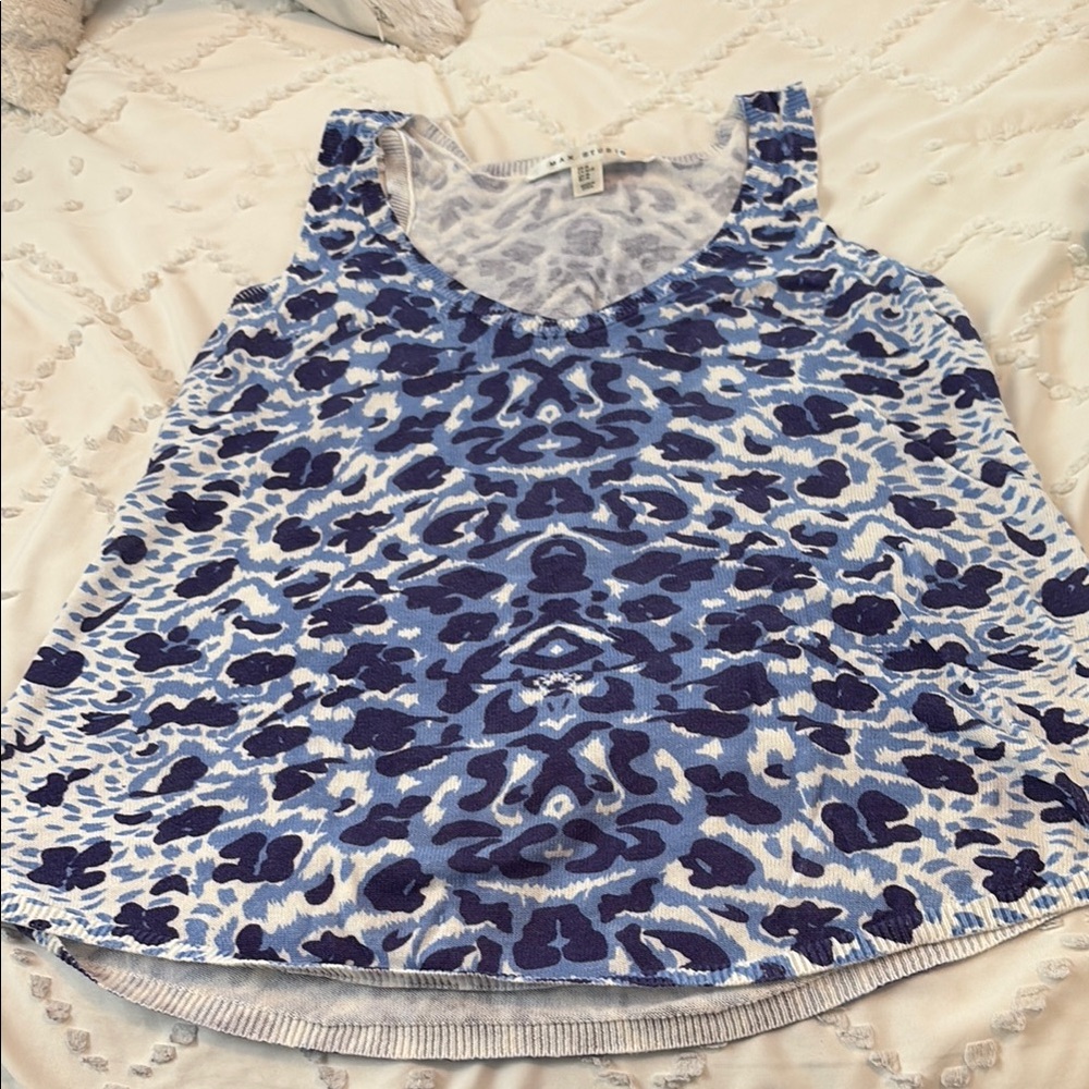 Max Studio Leopard print tank top.